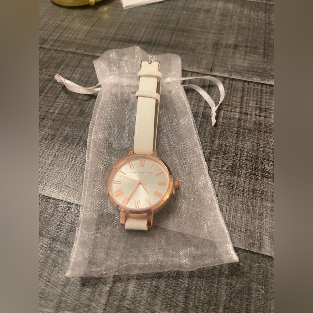 Bride Gift Set - Picture 10 of 12